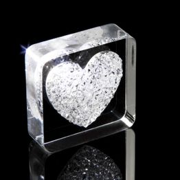 Aimant décoratif 'Diamond Heart' tient env. 450 g, avec motif cœur, en verre acrylique, avec des cristaux Swarovski