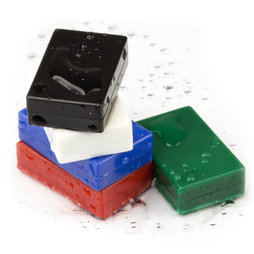 M-BLOCK-01, Parallélépipèdes magnétiques avec enrobage en matière synthétique, lot de 5 pcs., diff. couleurs