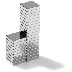 Q-10-10-02-N, Parallélépipède magnétique 10 x 10 x 2 mm, néodyme, N45, nickelé