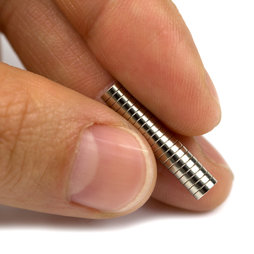 S-04-01-N, Disque magnétique Ø 4 mm, hauteur 1 mm, néodyme, N45, nickelé